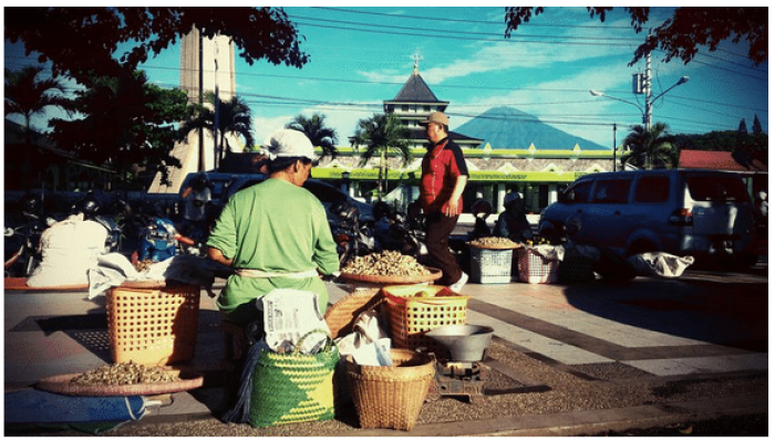 PASAR TIBAN PAHINGAN MAGELANG, DESTINASI WISATA KULINER SAMBIL DENGERIN PENGAJIAN