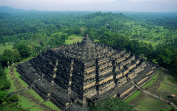 CANDI BOROBUDUR, AJAIB DAN PENUH SEJARAH